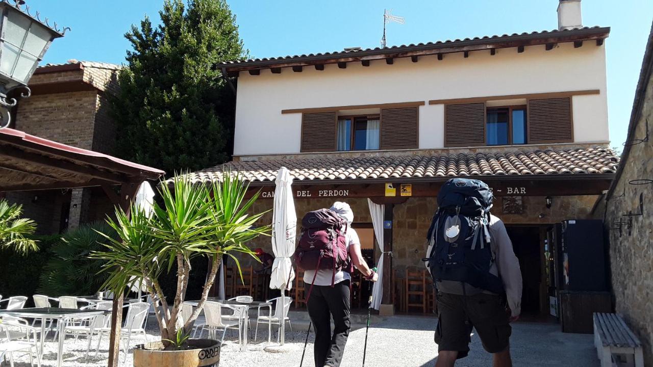 Hostal Camino Del Perdon Uterga Extérieur photo
